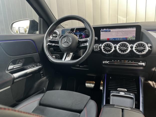 MERCEDES-BENZ GLA 200 d AMG Line  