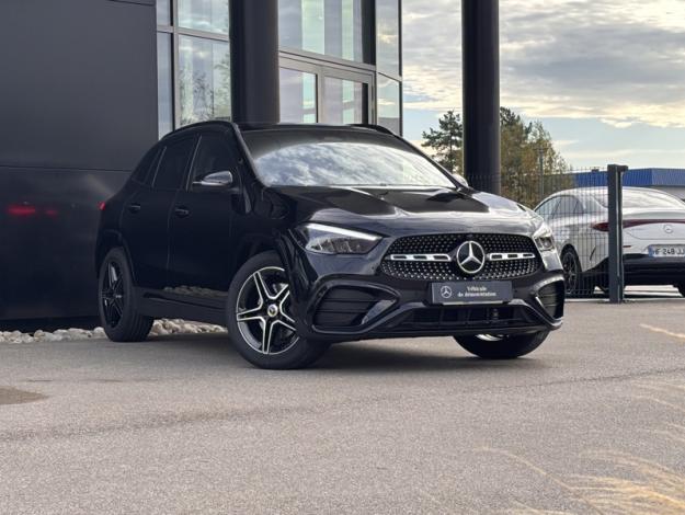 MERCEDES-BENZ GLA 180 AMG Line  GLA 180 AMG Line