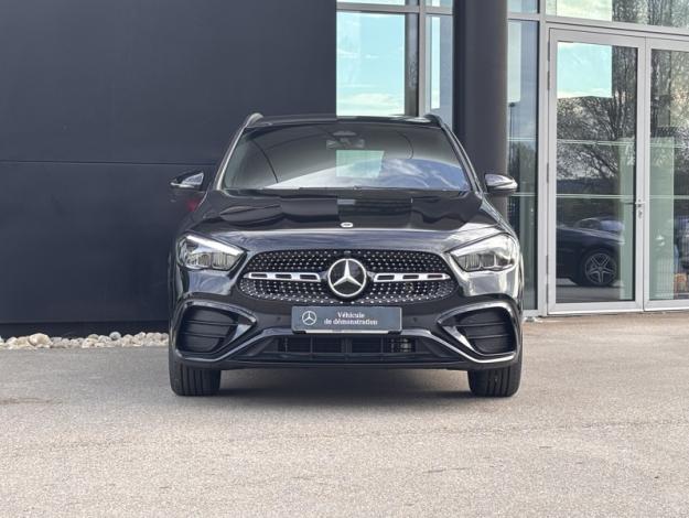 MERCEDES-BENZ GLA 180 AMG Line  GLA 180 AMG Line