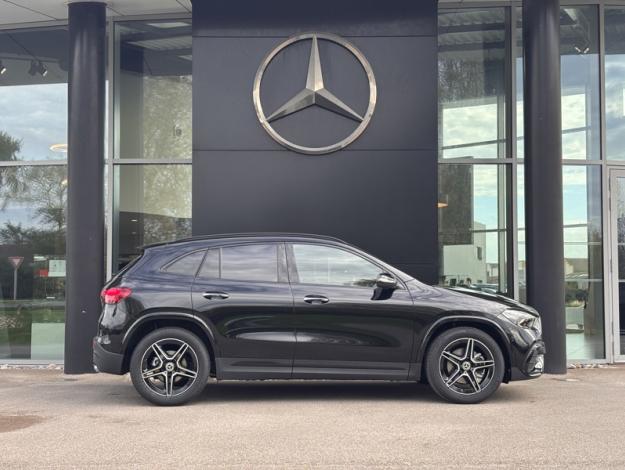 MERCEDES-BENZ GLA 180 AMG Line  GLA 180 AMG Line
