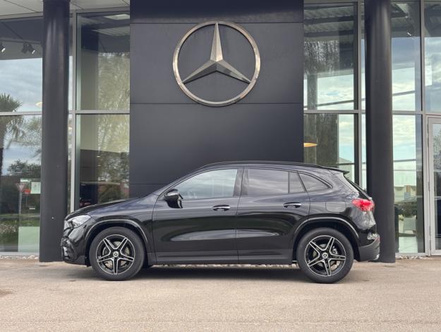 MERCEDES-BENZ GLA 180 AMG Line  GLA 180 AMG Line