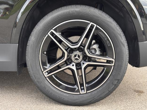 MERCEDES-BENZ GLA 180 AMG Line  GLA 180 AMG Line