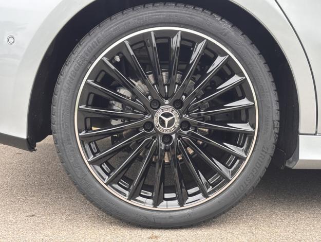 MERCEDES-BENZ Classe A 200 d AMG Line  Classe A 200 d AMG Line