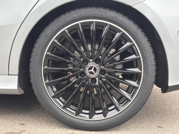 MERCEDES-BENZ Classe A 200 d AMG Line  Classe A 200 d AMG Line