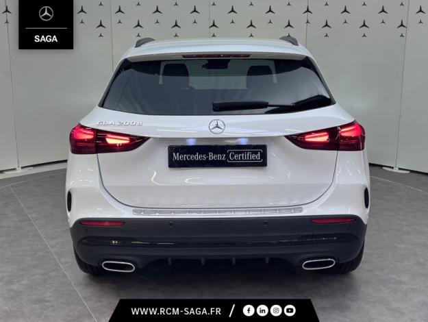 MERCEDES-BENZ GLA 200 d AMG Line  