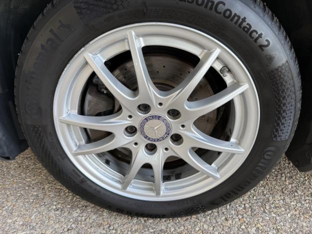 MERCEDES-BENZ CLA Shooting Brake CLA 180 d SB Business  