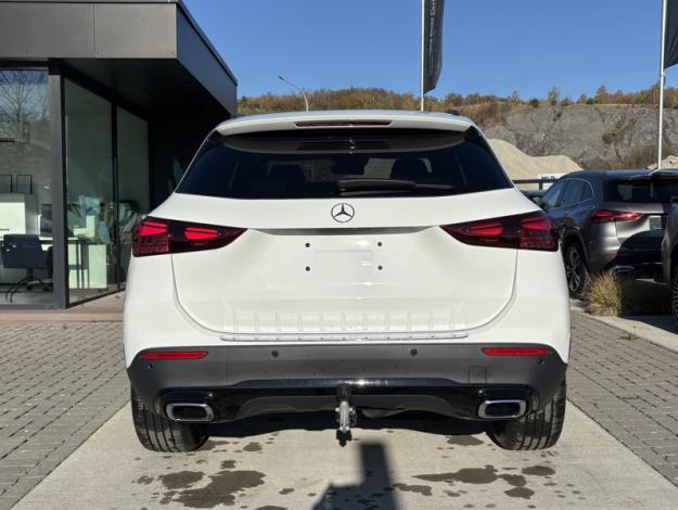 MERCEDES-BENZ GLA 180 d Luxury Line  