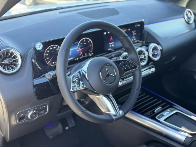 MERCEDES-BENZ GLA 180 d Luxury Line  