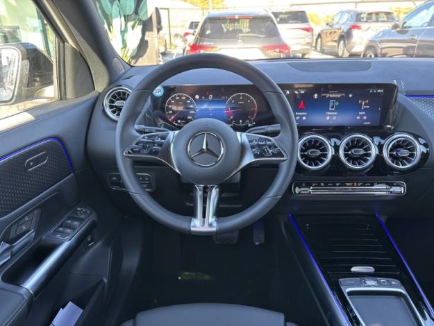 MERCEDES-BENZ GLA 180 d Luxury Line  