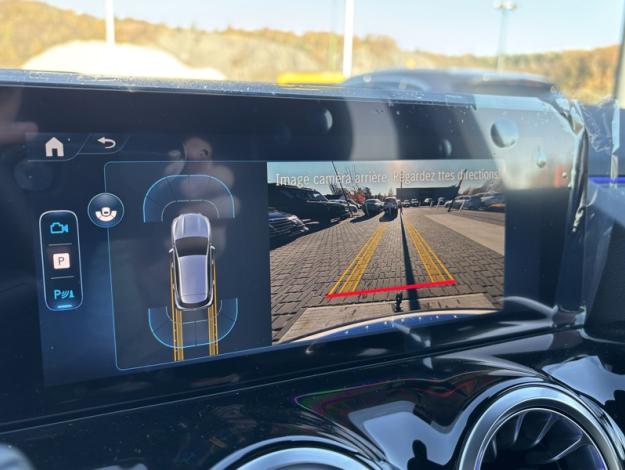 MERCEDES-BENZ GLA 180 d Luxury Line  