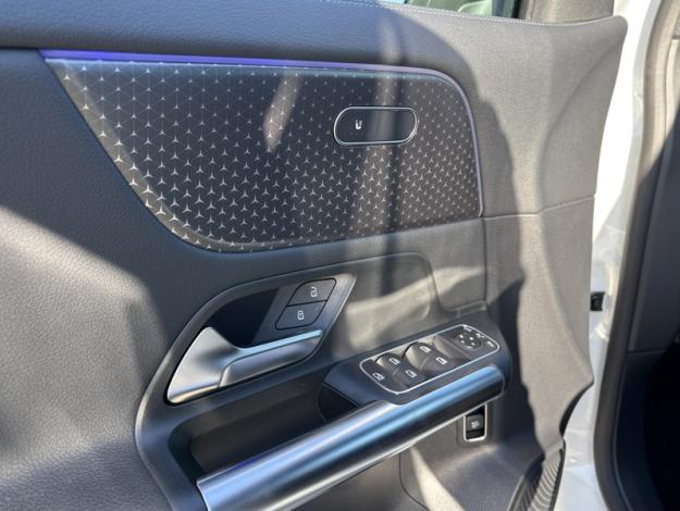 MERCEDES-BENZ GLA 180 d Luxury Line  