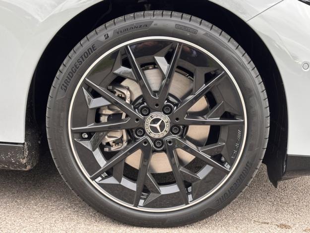 MERCEDES-BENZ CLA Coupé CLA 350 4MATIC avec technologie EQ Limited Edition  CLA 350 4MATIC avec technologie EQ Limit