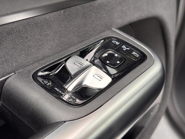 MERCEDES-BENZ CLA Coupé CLA 350 4MATIC avec technologie EQ Limited Edition  CLA 350 4MATIC avec technologie EQ Limit