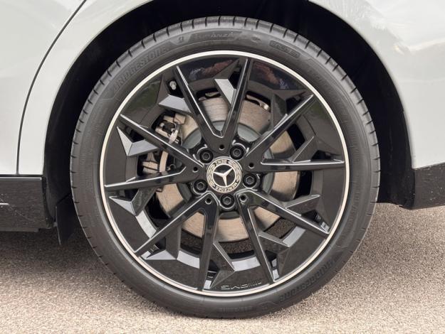 MERCEDES-BENZ CLA Coupé CLA 350 4MATIC avec technologie EQ Limited Edition  CLA 350 4MATIC avec technologie EQ Limit