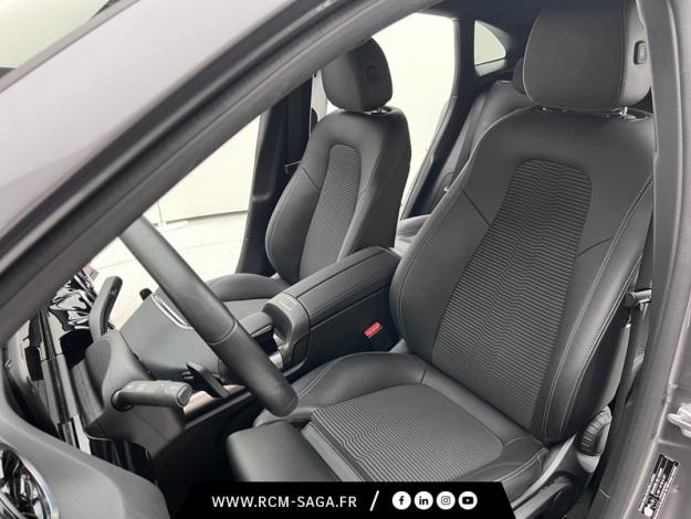 MERCEDES-BENZ GLA 200 Progressive Line  