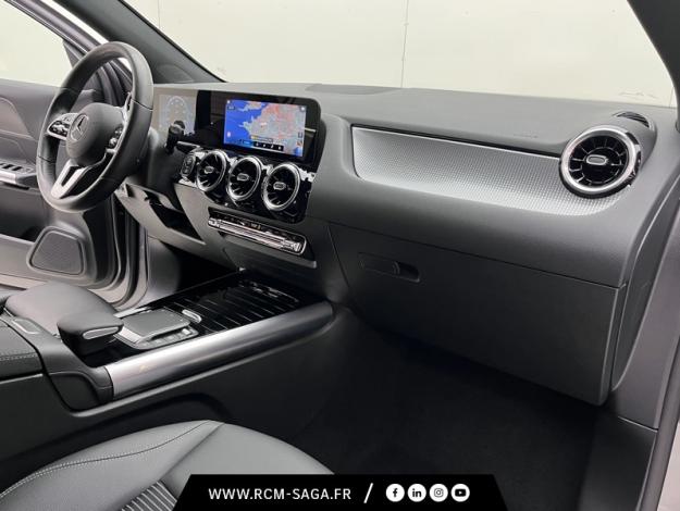 MERCEDES-BENZ GLA 200 Progressive Line  