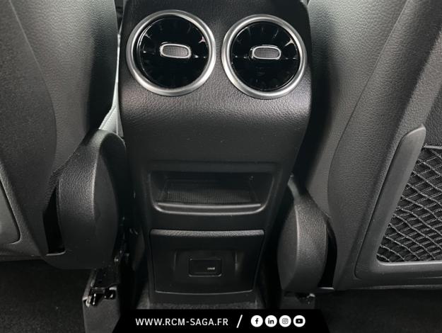 MERCEDES-BENZ GLA 200 Progressive Line  