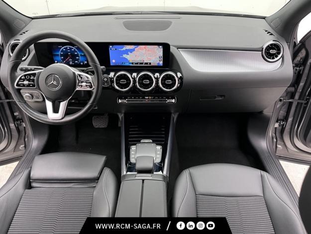 MERCEDES-BENZ GLA 200 Progressive Line  