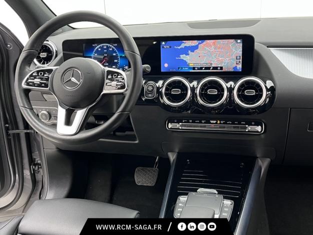 MERCEDES-BENZ GLA 200 Progressive Line  