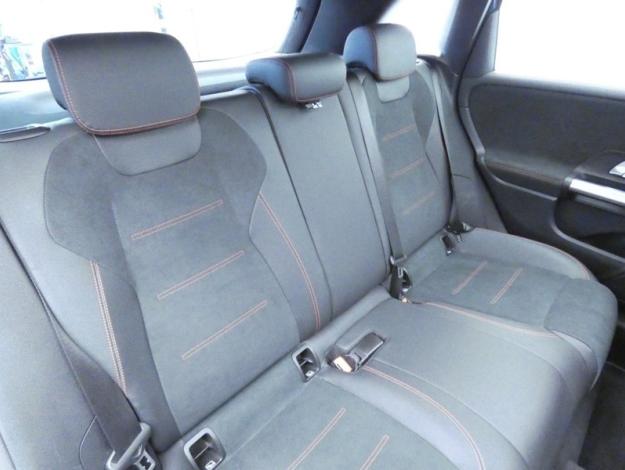 MERCEDES-BENZ Classe B 180 d AMG Line Edition  