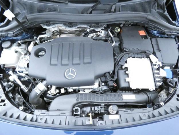 MERCEDES-BENZ Classe B 180 d AMG Line Edition  