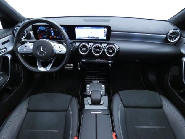 MERCEDES-BENZ CLA Shooting Brake AMG Line CLA 250 e Shooting Brake  