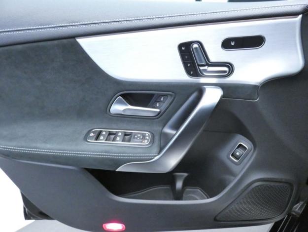 MERCEDES-BENZ CLA Shooting Brake AMG Line CLA 250 e Shooting Brake  