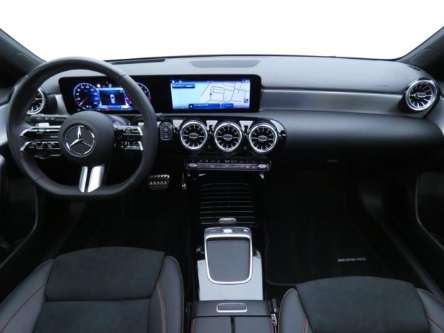 MERCEDES-BENZ Classe A 200 AMG Line  