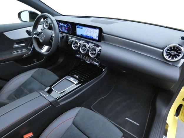 MERCEDES-BENZ Classe A 200 AMG Line  