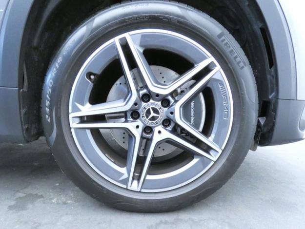 MERCEDES-BENZ GLB 200 d AMG Line  