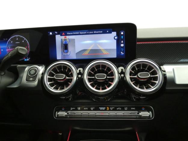 MERCEDES-BENZ GLB 200 d AMG Line  