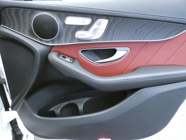 MERCEDES-BENZ GLC Coupé GLC 220 d 4MATIC Coupé Business Line  