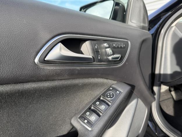 MERCEDES-BENZ GLA 200 d Intuition  