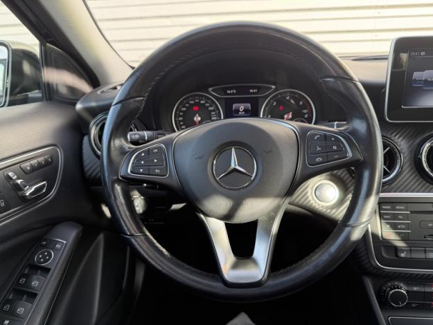 MERCEDES-BENZ GLA 200 d Intuition  