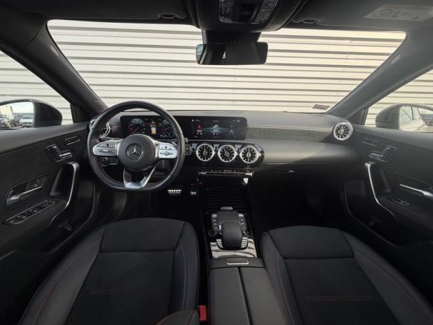 MERCEDES-BENZ Classe A 180 AMG Line  