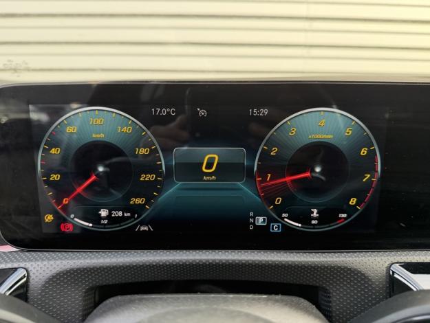 MERCEDES-BENZ Classe A 180 AMG Line  