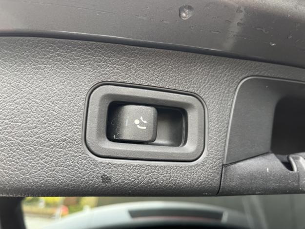 MERCEDES-BENZ GLA 200 Business Line  