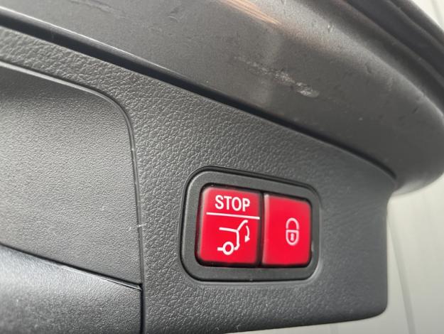 MERCEDES-BENZ GLA 200 Business Line  