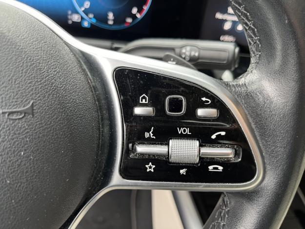 MERCEDES-BENZ GLA 200 Business Line  