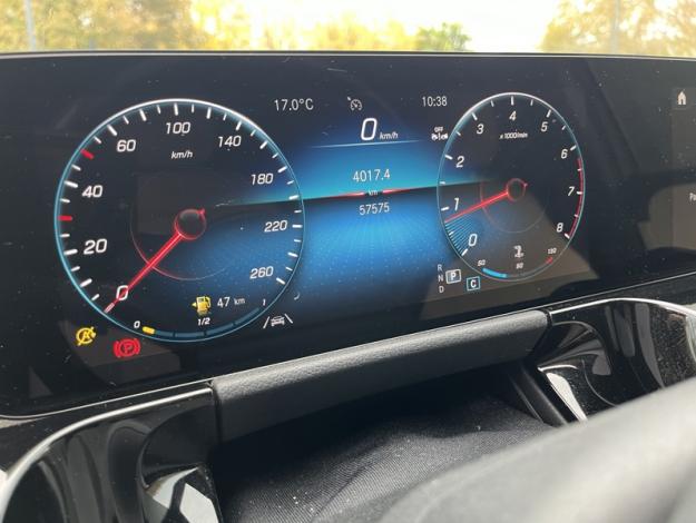 MERCEDES-BENZ GLA 200 Business Line  