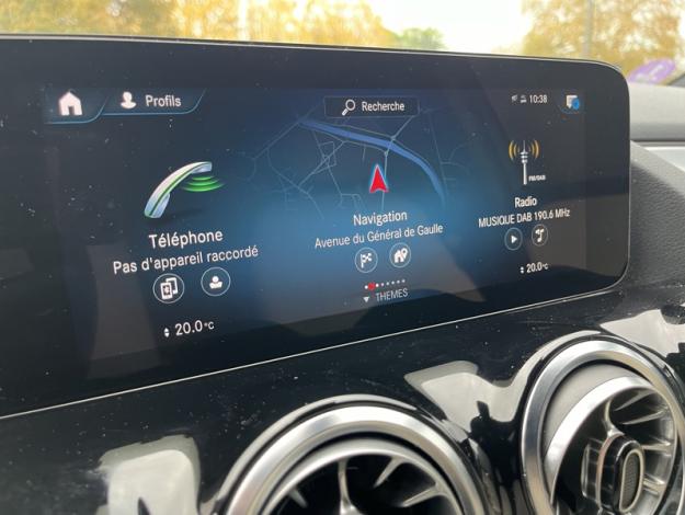 MERCEDES-BENZ GLA 200 Business Line  