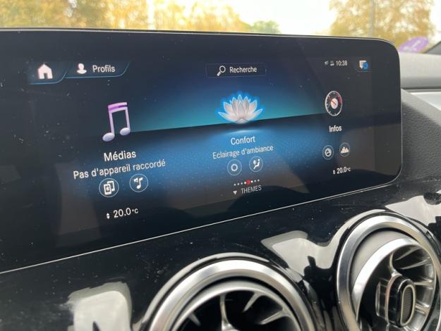 MERCEDES-BENZ GLA 200 Business Line  