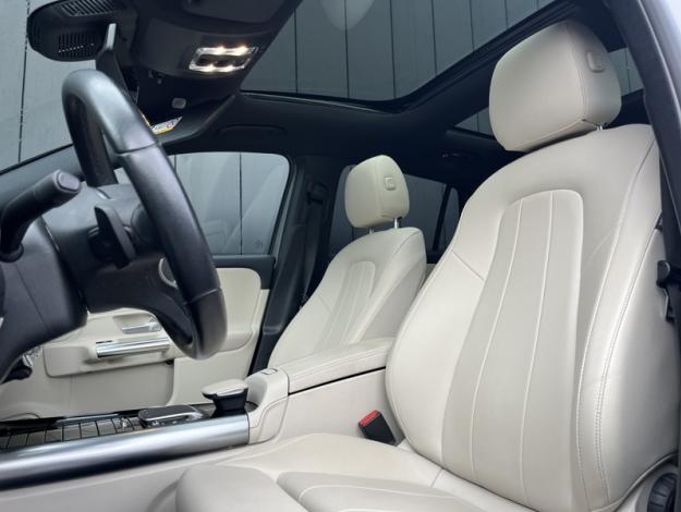 MERCEDES-BENZ GLA 200 Business Line  