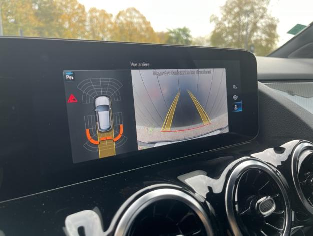 MERCEDES-BENZ GLA 200 d AMG Line  