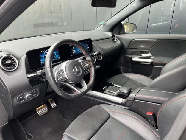MERCEDES-BENZ GLA 200 d AMG Line  