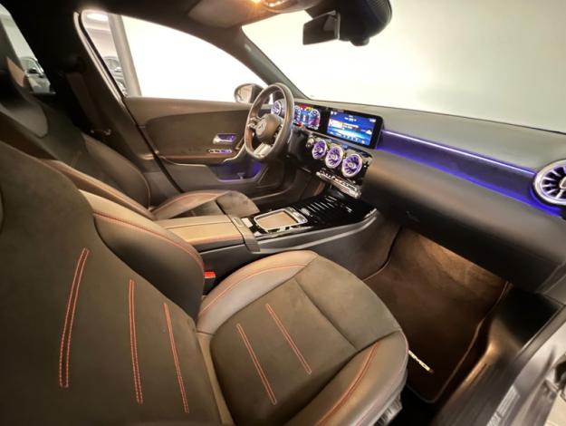 MERCEDES-BENZ Classe A 180 AMG Line  