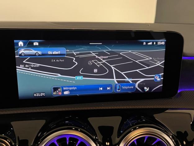 MERCEDES-BENZ Classe A 180 AMG Line  