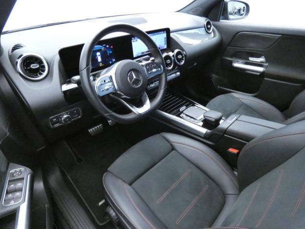 MERCEDES-BENZ GLA 200 d AMG Line  