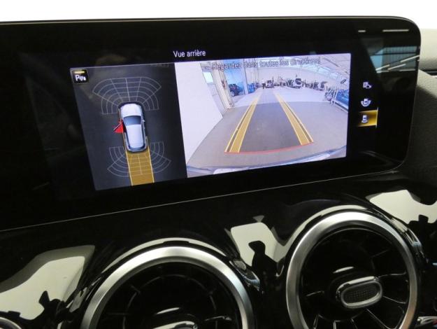 MERCEDES-BENZ GLA 200 d AMG Line  