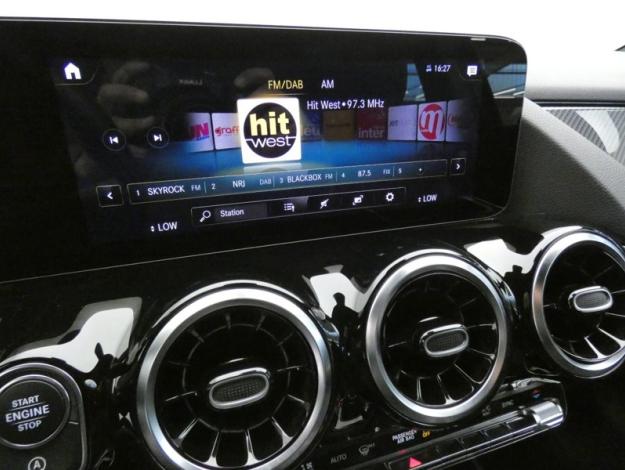 MERCEDES-BENZ GLA 200 d AMG Line  